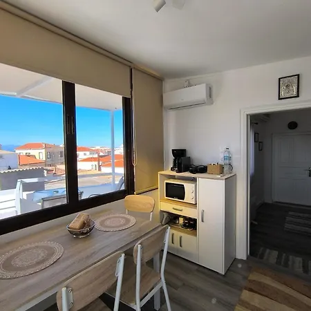 Aegina Downtown Apartments 2 Exterior photo