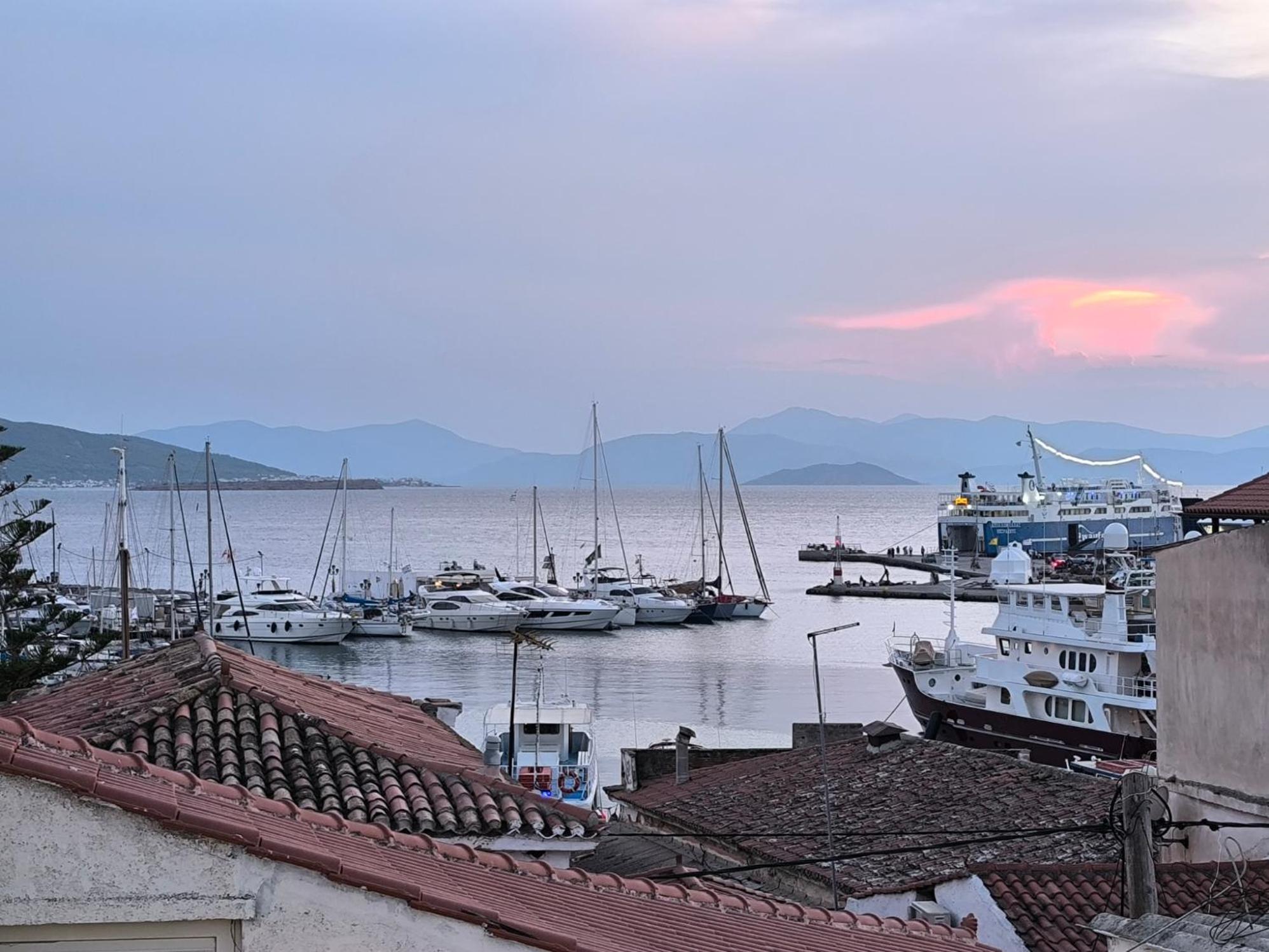 Downtown 2 * Aegina